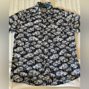 Men’s North River, cotton button up.